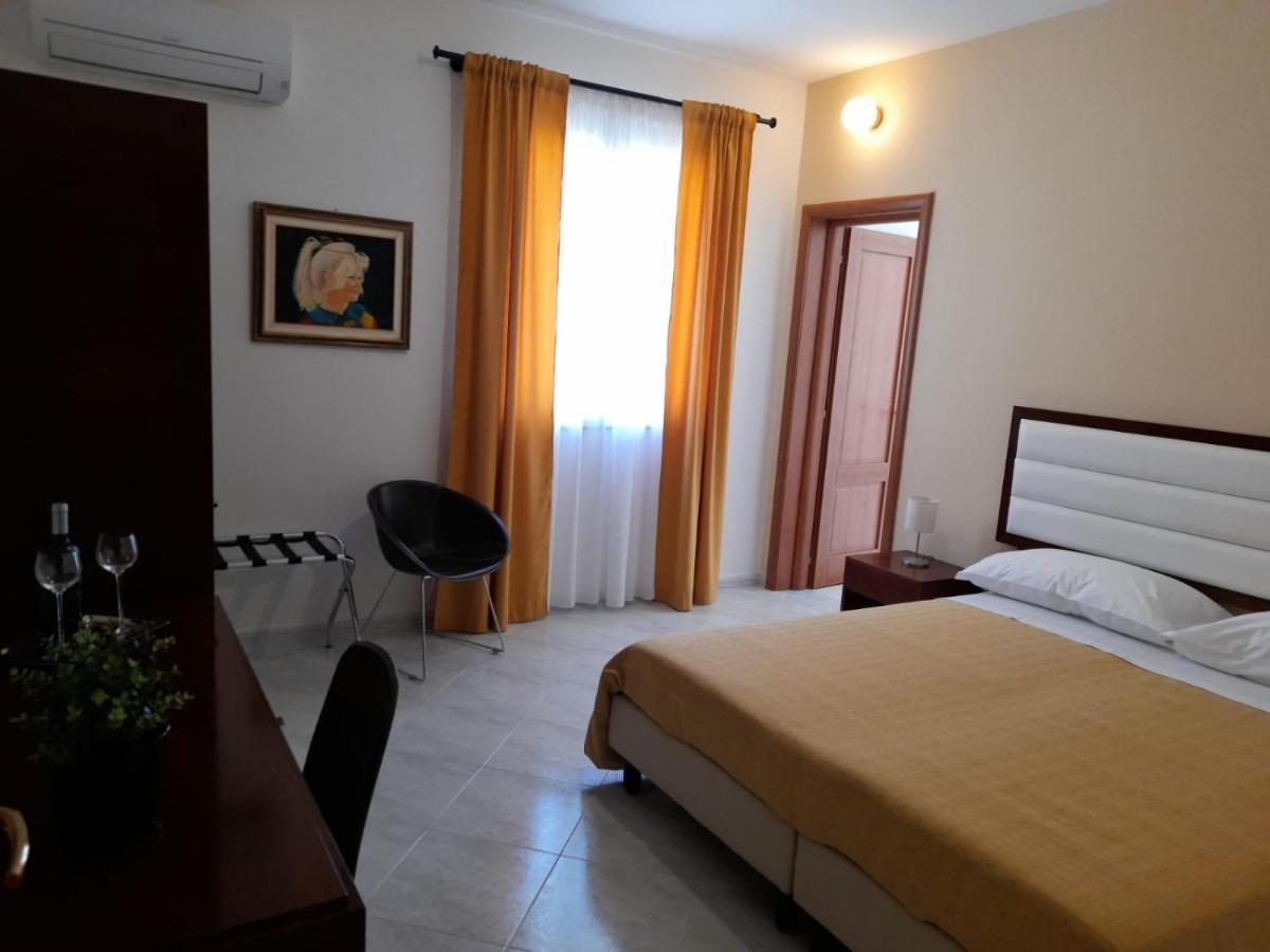 Siracusa Breakfast & Rooms Syracuse Luaran gambar